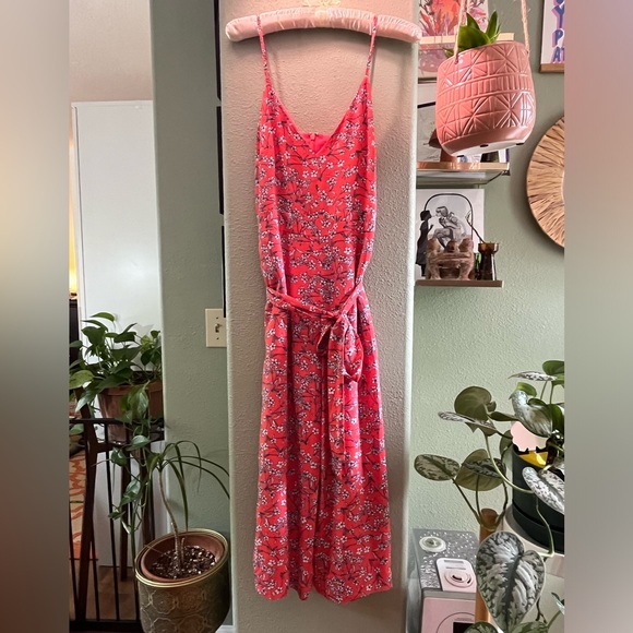 Spaghetti strap romper with pockets - Picture 2 of 2